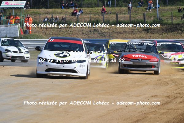 http://v2.adecom-photo.com/images//3.FOL'CAR/2023/FOL_CAR_MAYENNE_2023/CHEVALIER_Jean_Charles/30A_0263.JPG