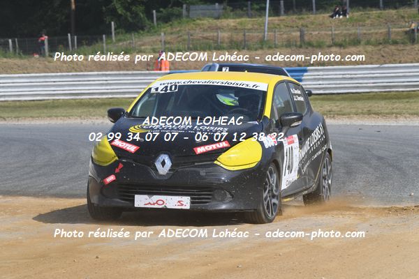 http://v2.adecom-photo.com/images//3.FOL'CAR/2023/FOL_CAR_MAYENNE_2023/CHEVALIER_Jean_Charles/30A_0302.JPG