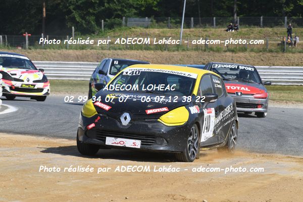 http://v2.adecom-photo.com/images//3.FOL'CAR/2023/FOL_CAR_MAYENNE_2023/CHEVALIER_Jean_Charles/30A_0331.JPG