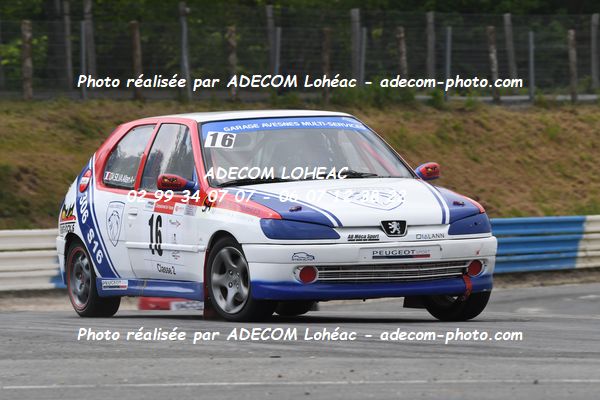 http://v2.adecom-photo.com/images//3.FOL'CAR/2023/FOL_CAR_MAYENNE_2023/DA_SILVA_Allan/30A_8294.JPG