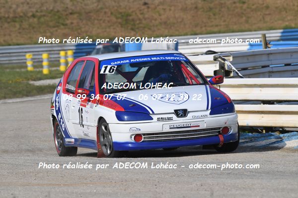 http://v2.adecom-photo.com/images//3.FOL'CAR/2023/FOL_CAR_MAYENNE_2023/DA_SILVA_Allan/30A_9161.JPG