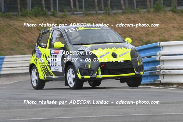 http://v2.adecom-photo.com/images//3.FOL'CAR/2023/FOL_CAR_MAYENNE_2023/ETIENNE_Johann/30A_7292.JPG