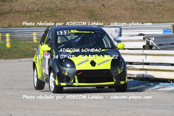 http://v2.adecom-photo.com/images//3.FOL'CAR/2023/FOL_CAR_MAYENNE_2023/ETIENNE_Johann/30A_9086.JPG