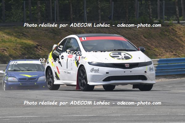 http://v2.adecom-photo.com/images//3.FOL'CAR/2023/FOL_CAR_MAYENNE_2023/GILLET_Axel_SEVIN_Samuel/30A_7415.JPG