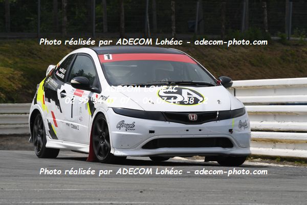 http://v2.adecom-photo.com/images//3.FOL'CAR/2023/FOL_CAR_MAYENNE_2023/GILLET_Axel_SEVIN_Samuel/30A_7932.JPG