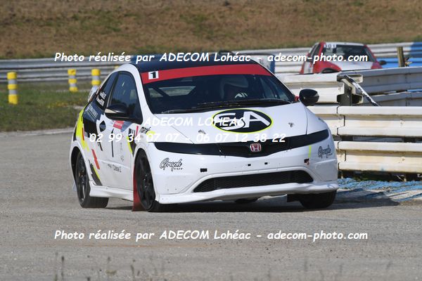 http://v2.adecom-photo.com/images//3.FOL'CAR/2023/FOL_CAR_MAYENNE_2023/GILLET_Axel_SEVIN_Samuel/30A_8841.JPG