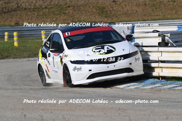 http://v2.adecom-photo.com/images//3.FOL'CAR/2023/FOL_CAR_MAYENNE_2023/GILLET_Axel_SEVIN_Samuel/30A_9579.JPG