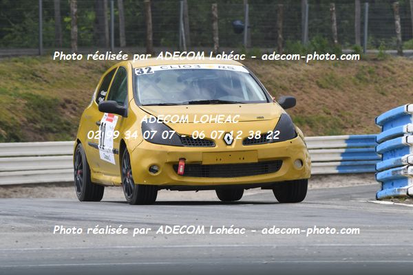 http://v2.adecom-photo.com/images//3.FOL'CAR/2023/FOL_CAR_MAYENNE_2023/GOSSET_Michael_LERAZ_Philippe/30A_7598.JPG