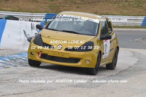 http://v2.adecom-photo.com/images//3.FOL'CAR/2023/FOL_CAR_MAYENNE_2023/GOSSET_Michael_LERAZ_Philippe/30A_8435.JPG