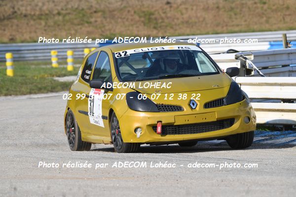 http://v2.adecom-photo.com/images//3.FOL'CAR/2023/FOL_CAR_MAYENNE_2023/GOSSET_Michael_LERAZ_Philippe/30A_9313.JPG