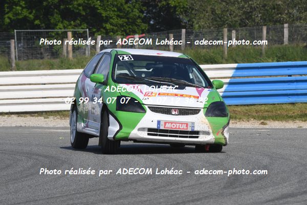 http://v2.adecom-photo.com/images//3.FOL'CAR/2023/FOL_CAR_MAYENNE_2023/LAMY_Ernest/30A_0086.JPG