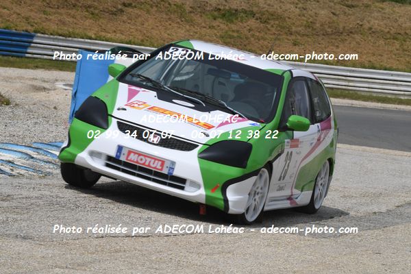 http://v2.adecom-photo.com/images//3.FOL'CAR/2023/FOL_CAR_MAYENNE_2023/LAMY_Ernest/30A_8542.JPG