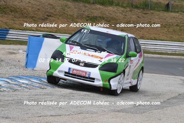 http://v2.adecom-photo.com/images//3.FOL'CAR/2023/FOL_CAR_MAYENNE_2023/LAMY_Ernest/30A_8554.JPG