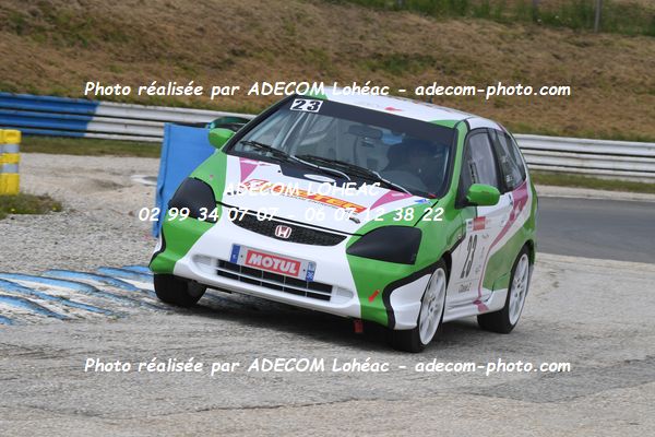 http://v2.adecom-photo.com/images//3.FOL'CAR/2023/FOL_CAR_MAYENNE_2023/LAMY_Ernest/30A_8555.JPG