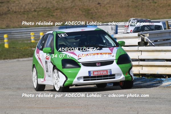 http://v2.adecom-photo.com/images//3.FOL'CAR/2023/FOL_CAR_MAYENNE_2023/LAMY_Ernest/30A_9120.JPG