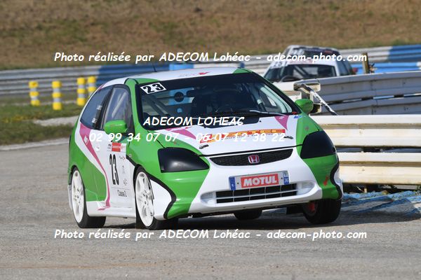 http://v2.adecom-photo.com/images//3.FOL'CAR/2023/FOL_CAR_MAYENNE_2023/LAMY_Ernest/30A_9121.JPG