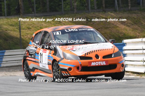 http://v2.adecom-photo.com/images//3.FOL'CAR/2023/FOL_CAR_MAYENNE_2023/LECLUSE_Gilles/30A_7238.JPG