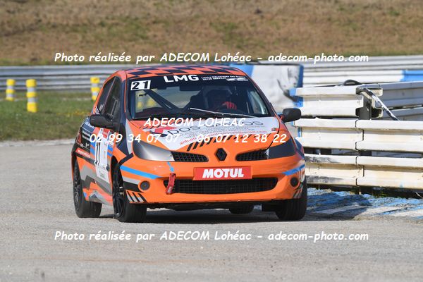 http://v2.adecom-photo.com/images//3.FOL'CAR/2023/FOL_CAR_MAYENNE_2023/LECLUSE_Gilles/30A_8948.JPG