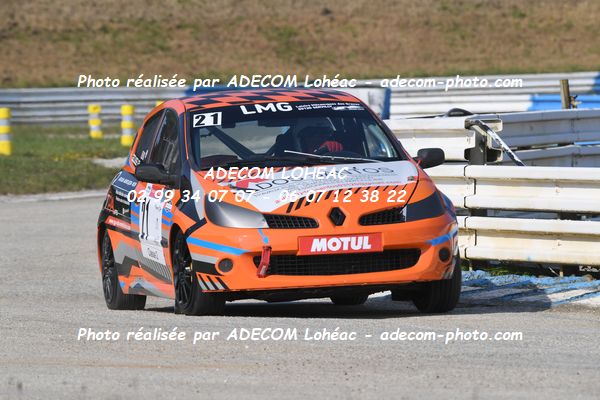 http://v2.adecom-photo.com/images//3.FOL'CAR/2023/FOL_CAR_MAYENNE_2023/LECLUSE_Gilles/30A_8949.JPG