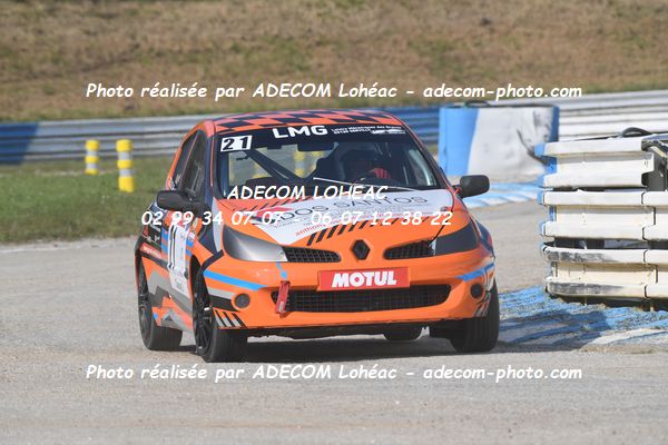 http://v2.adecom-photo.com/images//3.FOL'CAR/2023/FOL_CAR_MAYENNE_2023/LECLUSE_Gilles/30A_8985.JPG