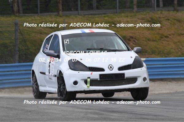 http://v2.adecom-photo.com/images//3.FOL'CAR/2023/FOL_CAR_MAYENNE_2023/LEFEVRE_Fabrice_THOMAS_Damien/30A_7263.JPG