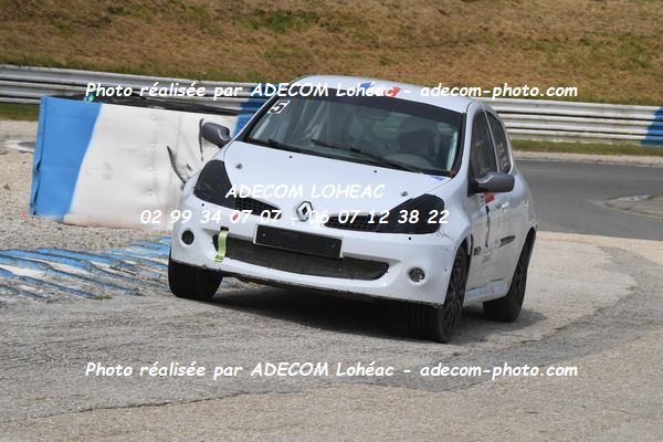 http://v2.adecom-photo.com/images//3.FOL'CAR/2023/FOL_CAR_MAYENNE_2023/LEFEVRE_Fabrice_THOMAS_Damien/30A_8480.JPG