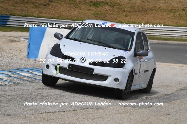 http://v2.adecom-photo.com/images//3.FOL'CAR/2023/FOL_CAR_MAYENNE_2023/LEFEVRE_Fabrice_THOMAS_Damien/30A_8481.JPG