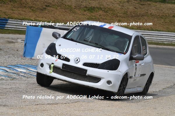 http://v2.adecom-photo.com/images//3.FOL'CAR/2023/FOL_CAR_MAYENNE_2023/LEFEVRE_Fabrice_THOMAS_Damien/30A_8536.JPG