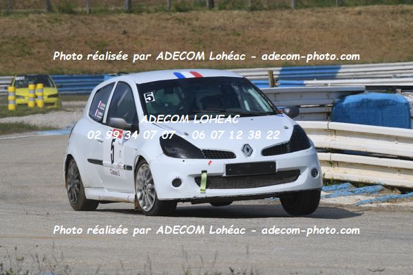 http://v2.adecom-photo.com/images//3.FOL'CAR/2023/FOL_CAR_MAYENNE_2023/LEFEVRE_Fabrice_THOMAS_Damien/30A_8652.JPG