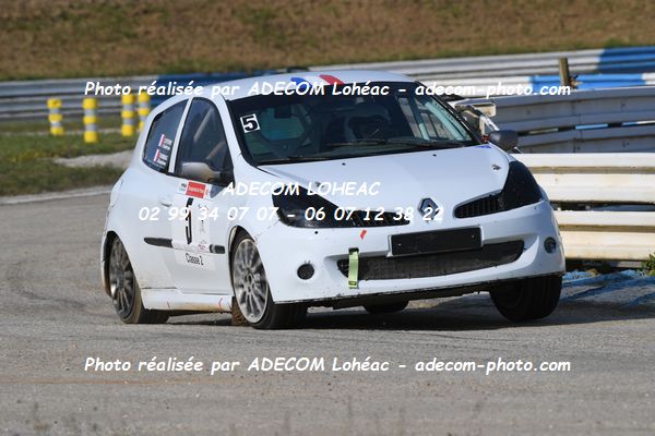 http://v2.adecom-photo.com/images//3.FOL'CAR/2023/FOL_CAR_MAYENNE_2023/LEFEVRE_Fabrice_THOMAS_Damien/30A_9316.JPG