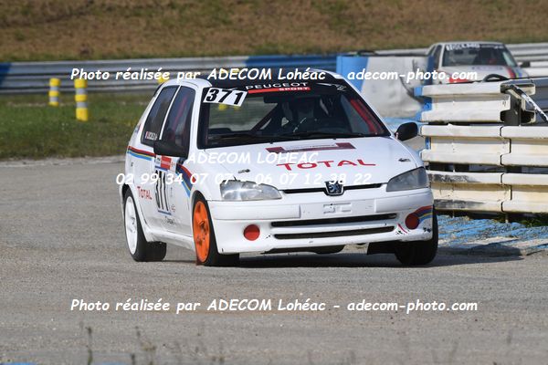 http://v2.adecom-photo.com/images//3.FOL'CAR/2023/FOL_CAR_MAYENNE_2023/LUCAS_David/30A_8950.JPG