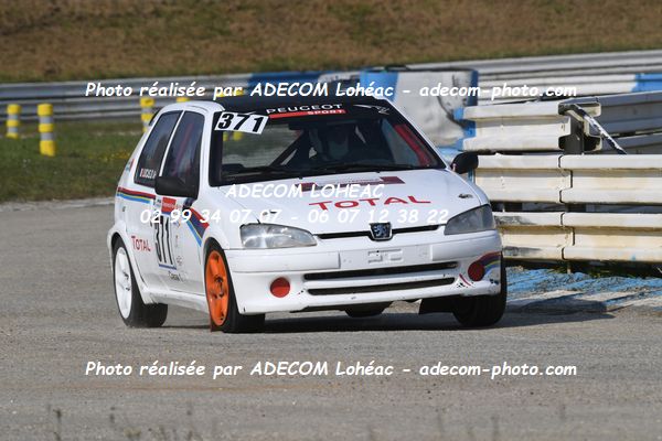 http://v2.adecom-photo.com/images//3.FOL'CAR/2023/FOL_CAR_MAYENNE_2023/LUCAS_David/30A_8968.JPG