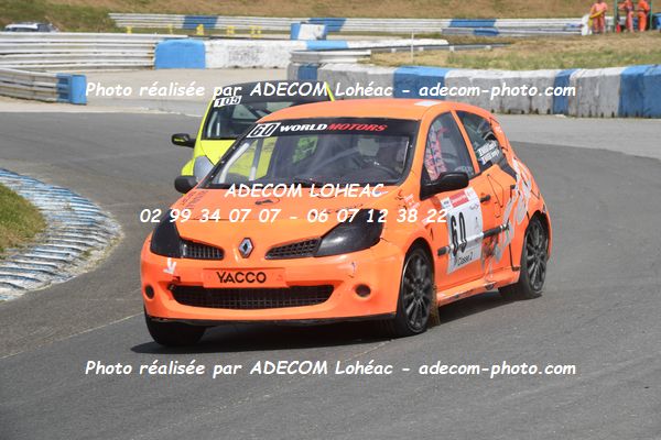 http://v2.adecom-photo.com/images//3.FOL'CAR/2023/FOL_CAR_MAYENNE_2023/NAVEAU_Jeremy_NAVEAU_Clement/30A_0854.JPG