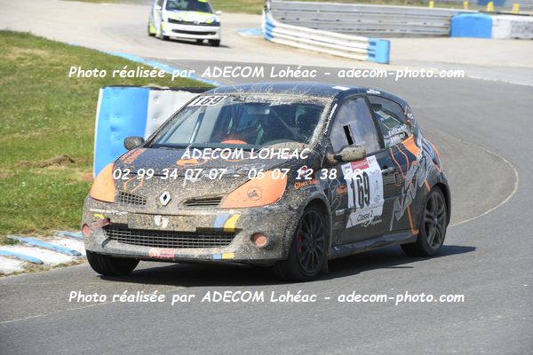 http://v2.adecom-photo.com/images//3.FOL'CAR/2023/FOL_CAR_MAYENNE_2023/NAVEAU_Jessy/30A_0933.JPG