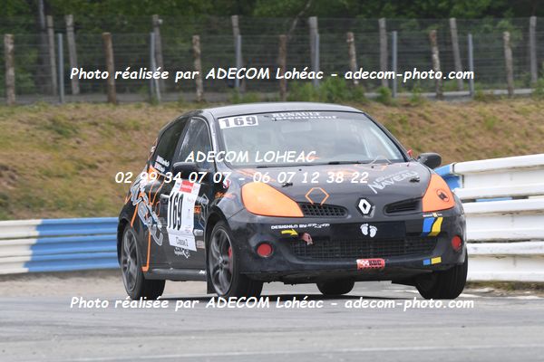 http://v2.adecom-photo.com/images//3.FOL'CAR/2023/FOL_CAR_MAYENNE_2023/NAVEAU_Jessy/30A_7548.JPG