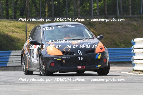 http://v2.adecom-photo.com/images//3.FOL'CAR/2023/FOL_CAR_MAYENNE_2023/NAVEAU_Jessy/30A_8143.JPG