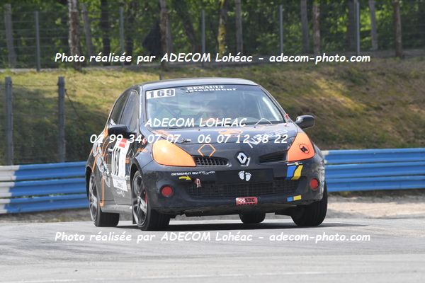 http://v2.adecom-photo.com/images//3.FOL'CAR/2023/FOL_CAR_MAYENNE_2023/NAVEAU_Jessy/30A_8176.JPG