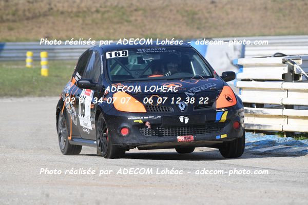 http://v2.adecom-photo.com/images//3.FOL'CAR/2023/FOL_CAR_MAYENNE_2023/NAVEAU_Jessy/30A_9245.JPG