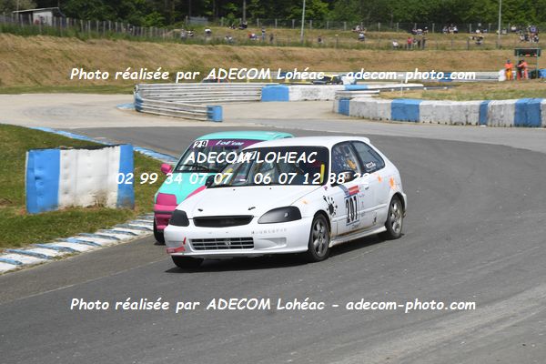 http://v2.adecom-photo.com/images//3.FOL'CAR/2023/FOL_CAR_MAYENNE_2023/NOURY_Julien/30A_0876.JPG