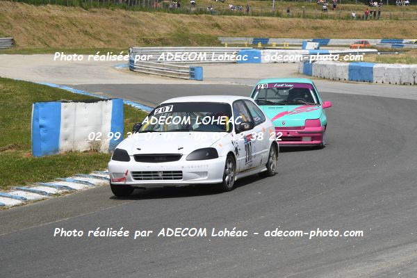 http://v2.adecom-photo.com/images//3.FOL'CAR/2023/FOL_CAR_MAYENNE_2023/NOURY_Julien/30A_0884.JPG