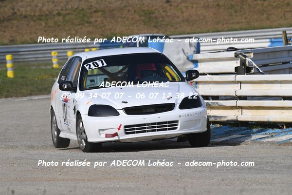 http://v2.adecom-photo.com/images//3.FOL'CAR/2023/FOL_CAR_MAYENNE_2023/NOURY_Julien/30A_9154.JPG