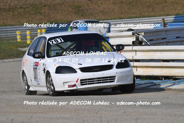 http://v2.adecom-photo.com/images//3.FOL'CAR/2023/FOL_CAR_MAYENNE_2023/NOURY_Julien/30A_9155.JPG