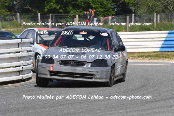 http://v2.adecom-photo.com/images//3.FOL'CAR/2023/FOL_CAR_MAYENNE_2023/ORAIN_Matthieu_LESAGE_Laurent/30A_0130.JPG