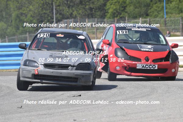 http://v2.adecom-photo.com/images//3.FOL'CAR/2023/FOL_CAR_MAYENNE_2023/ORAIN_Matthieu_LESAGE_Laurent/30A_0735.JPG