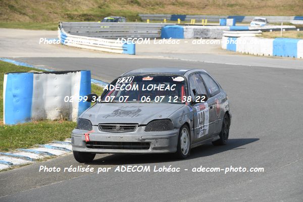 http://v2.adecom-photo.com/images//3.FOL'CAR/2023/FOL_CAR_MAYENNE_2023/ORAIN_Matthieu_LESAGE_Laurent/30A_0997.JPG