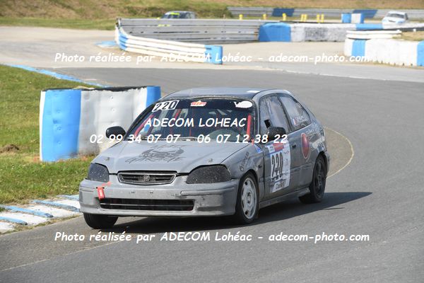 http://v2.adecom-photo.com/images//3.FOL'CAR/2023/FOL_CAR_MAYENNE_2023/ORAIN_Matthieu_LESAGE_Laurent/30A_0998.JPG