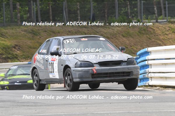 http://v2.adecom-photo.com/images//3.FOL'CAR/2023/FOL_CAR_MAYENNE_2023/ORAIN_Matthieu_LESAGE_Laurent/30A_7531.JPG