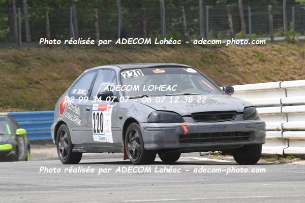 http://v2.adecom-photo.com/images//3.FOL'CAR/2023/FOL_CAR_MAYENNE_2023/ORAIN_Matthieu_LESAGE_Laurent/30A_7532.JPG