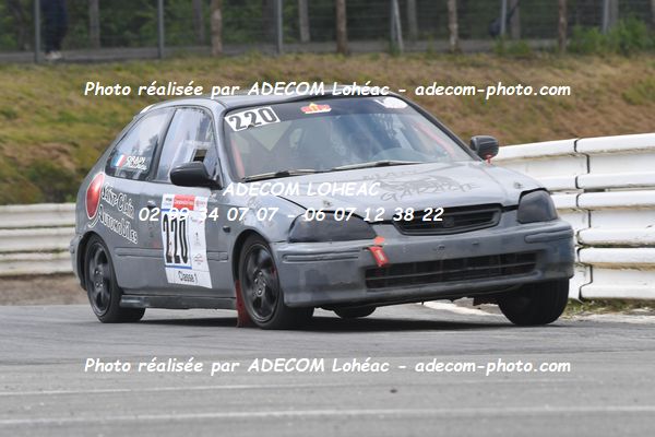 http://v2.adecom-photo.com/images//3.FOL'CAR/2023/FOL_CAR_MAYENNE_2023/ORAIN_Matthieu_LESAGE_Laurent/30A_7883.JPG