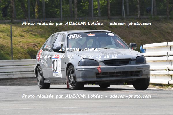 http://v2.adecom-photo.com/images//3.FOL'CAR/2023/FOL_CAR_MAYENNE_2023/ORAIN_Matthieu_LESAGE_Laurent/30A_8110.JPG